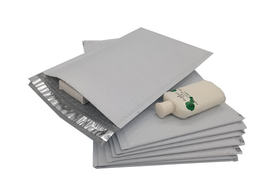 Waterproof  8.5x13.5 Inch Bubble Padded Mailers with full bubble body